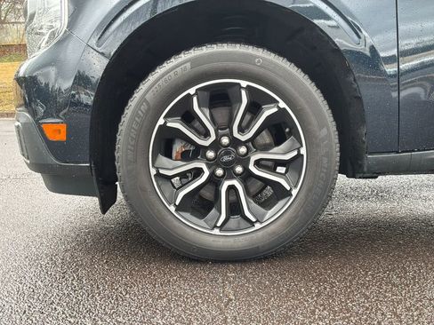 Used 2022 Ford Maverick Lariat w/ Lariat Luxury Package image 17