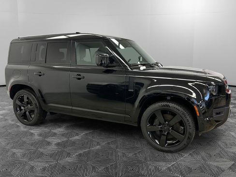 New 2026 Land Rover Defender 110 X-Dynamic SE image 6