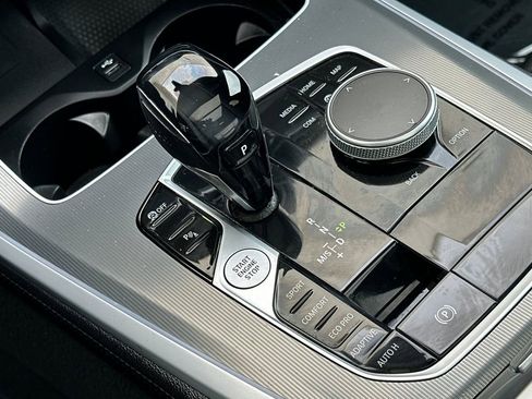 Used 2021 BMW X5 sDrive40i w/ Premium Package image 25