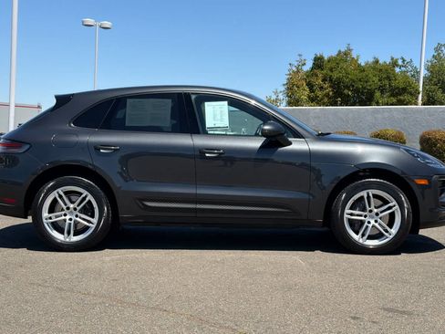 Used 2022 Porsche Macan AWD/4WD image 6
