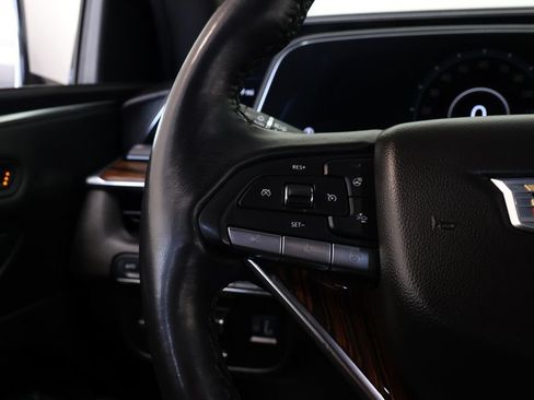 Used 2022 Cadillac Escalade ESV Premium Luxury w/ Performance Package AWD/4WD image 28