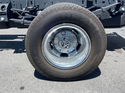 Used 2024 RAM 3500 Tradesman AWD/4WD image 11