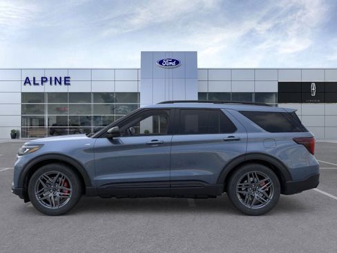 New 2026 Ford Explorer ST-Line w/ ST-Line Street Pack image 3