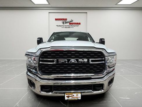 Used 2024 RAM 2500 Big Horn AWD/4WD image 8