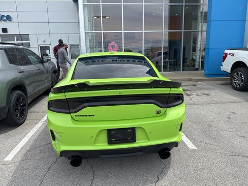 Used 2023 Dodge Charger Scat Pack RWD image 4