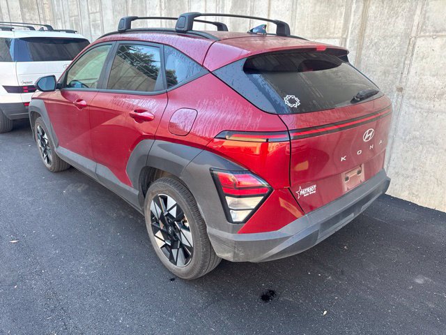Used 2024 Hyundai Kona SEL w/ Convenience Package FWD image 2