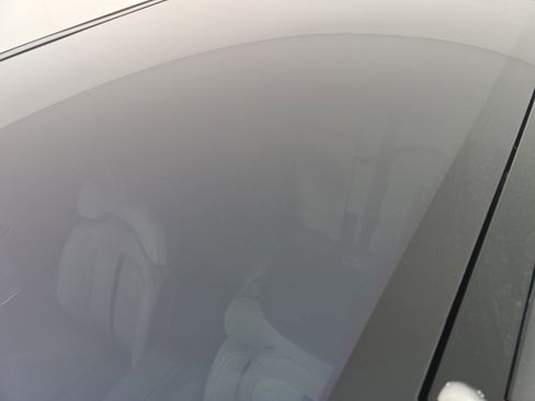 Used 2023 Rivian R1S Adventure AWD/4WD image 13