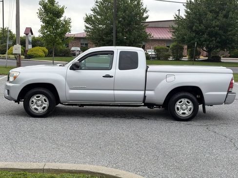 Used 2012 Toyota Tacoma 2WD Access Cab w/ SR5 Pkg image 5