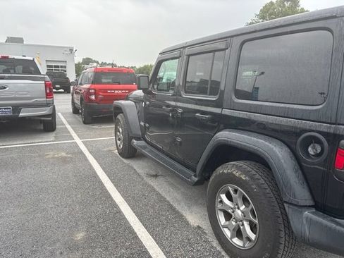 Used 2020 Jeep Wrangler Unlimited Sport AWD/4WD image 5
