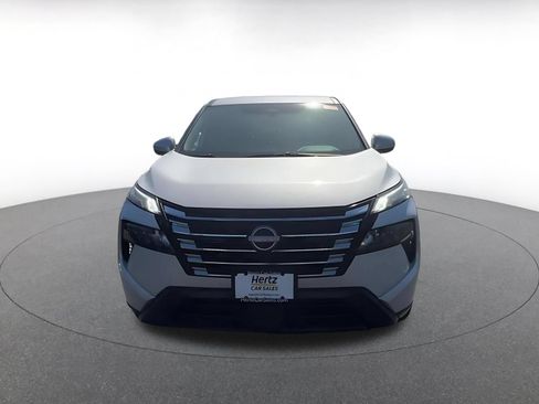 Used 2025 Nissan Rogue SV AWD/4WD image 4