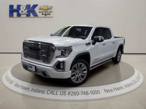 Used 2021 GMC Sierra 1500 Denali w/ Denali Premium Package AWD/4WD image 3