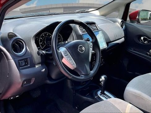 Used 2017 Nissan Versa Note FWD image 13