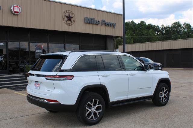 Certified 2024 Jeep Grand Cherokee Limited AWD/4WD image 7