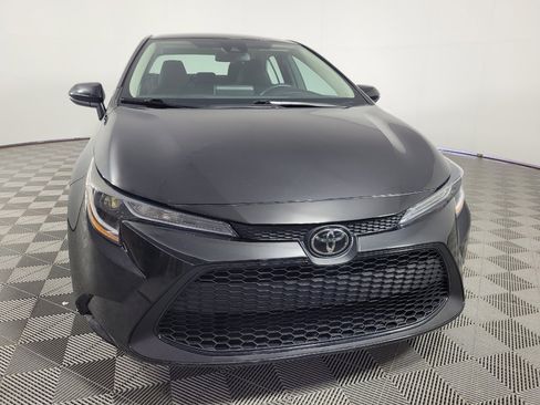 Used 2022 Toyota Corolla LE FWD image 14