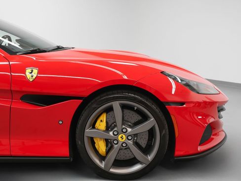 Used 2022 Ferrari Portofino M image 8