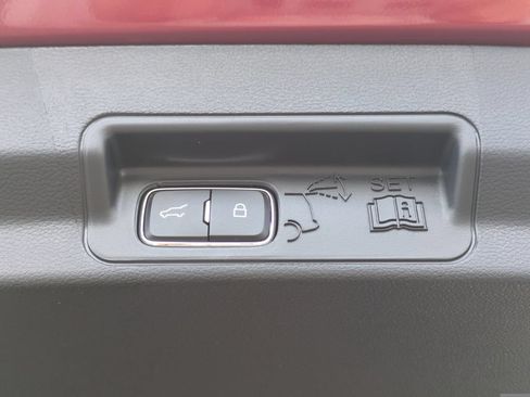 New 2026 Ford Explorer ST-Line w/ ST-Line Street Pack RWD image 14