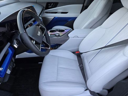 New 2026 Cadillac Optiq Sport 2 image 11