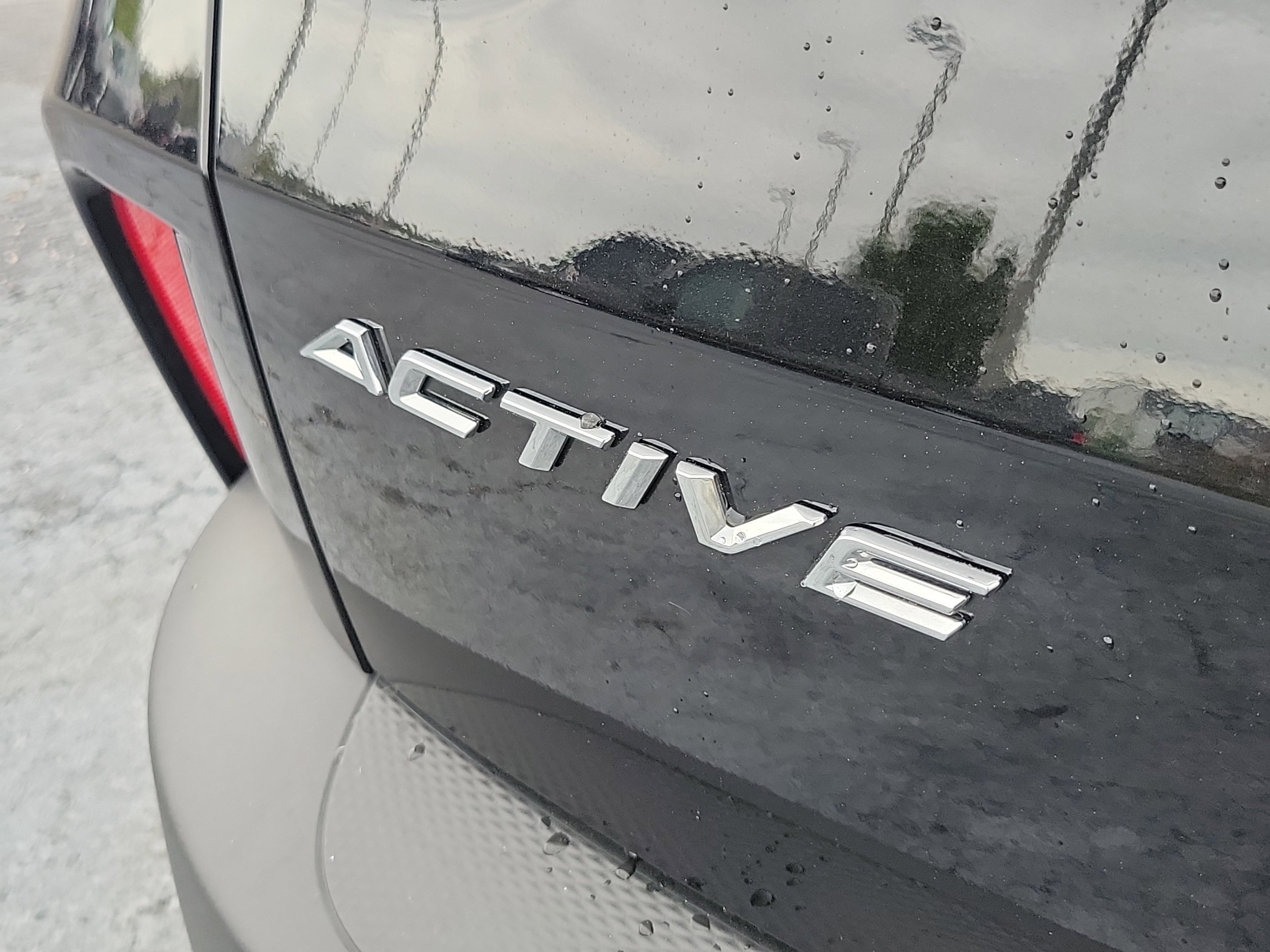 Used 2025 Ford Escape Active FWD image 10