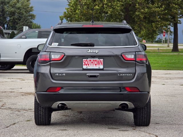 Certified 2023 Jeep Compass Limited w/ Elite Group AWD/4WD image 7