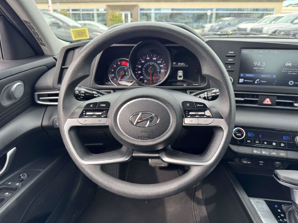 Used 2021 Hyundai Elantra SEL w/ Cargo Package FWD image 14