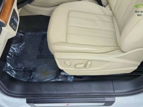 Used 2022 Audi Q5 2.0T Premium Plus w/ Premium Plus Package AWD/4WD image 33