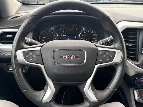 Used 2023 GMC Acadia SLE w/ Driver Convenience Package image 19