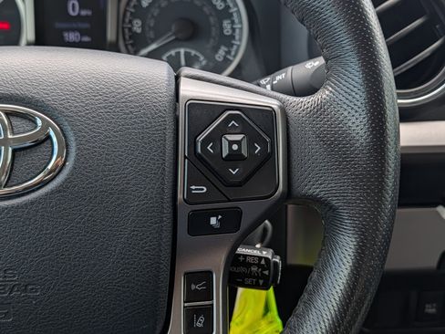 Used 2020 Toyota Tacoma SR5 image 28