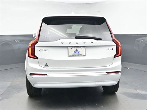 New 2026 Volvo XC90 B6 Ultra image 7