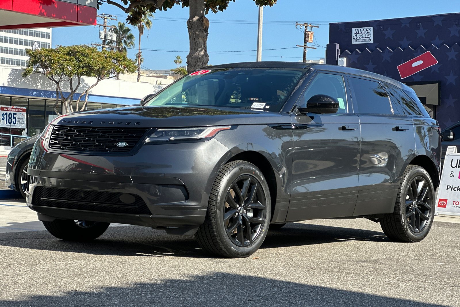 Used 2024 Land Rover Range Rover Velar S AWD/4WD image 8