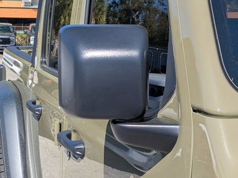 New 2026 Jeep Gladiator Rubicon w/ Safety Group image 11