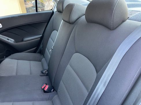 Used 2017 Kia Forte LX FWD image 14