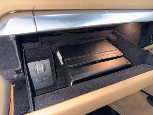 Used 2013 Porsche 911 Carrera 4S image 90