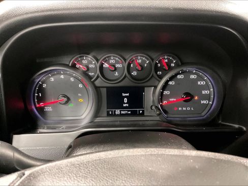 Used 2019 Chevrolet Silverado 1500 Custom w/ Custom Value Package image 24