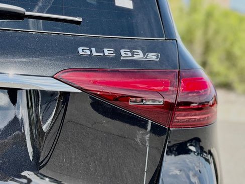 New 2026 Mercedes-Benz GLE 63 AMG S image 11