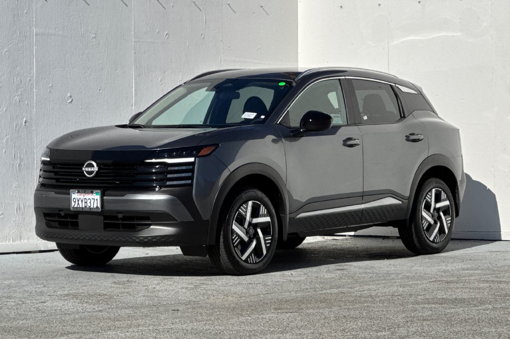 Used 2026 Nissan Kicks SV FWD image 7