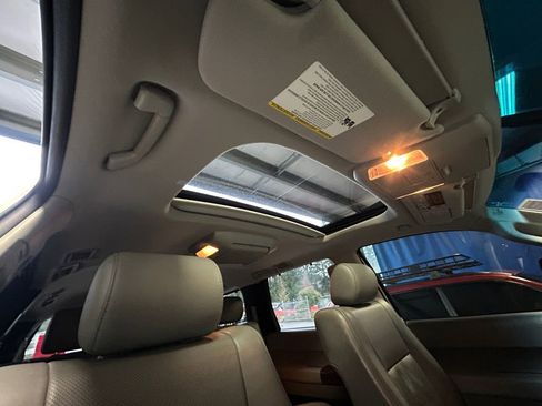 Used 2016 Toyota Sequoia Platinum image 28