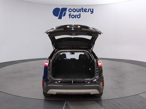 Certified 2024 Ford Edge SEL image 6