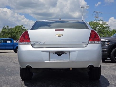 Used 2015 Chevrolet Impala LT w/ LT Sunroof Package FWD image 9