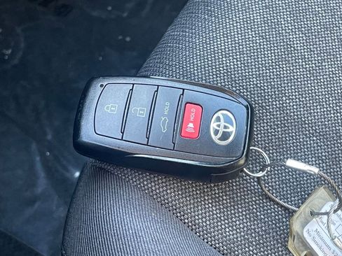 Used 2025 Toyota Camry LE image 22