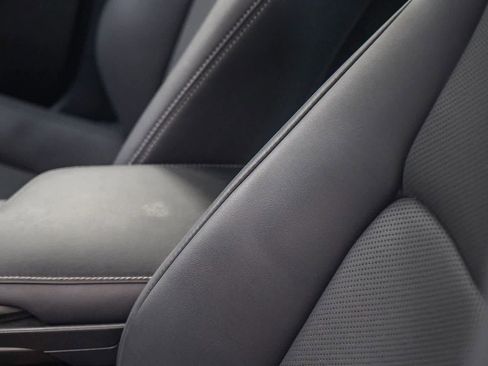 Used 2025 Lexus IS 300 F Sport image 19