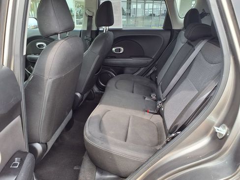 Used 2017 Kia Soul + FWD image 15