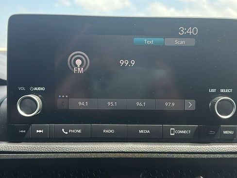 Used 2024 Honda CR-V EX image 25