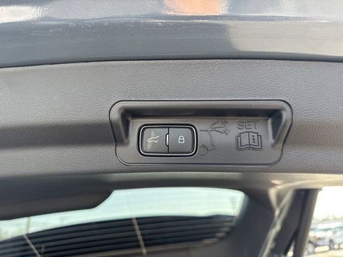 New 2026 Ford Explorer ST-Line w/ ST-Line Street Pack image 13