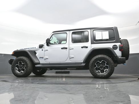 Used 2023 Jeep Wrangler Unlimited Rubicon 4xe AWD/4WD image 28
