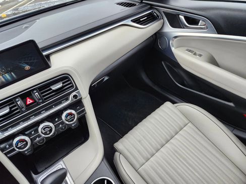 Used 2022 Genesis G70 3.3T w/ Sport Advanced Package image 15