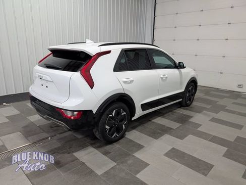 Used 2024 Kia Niro Wind FWD image 4