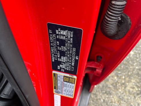 Used 2025 Kia Soul LX w/ LX Technology Package image 29