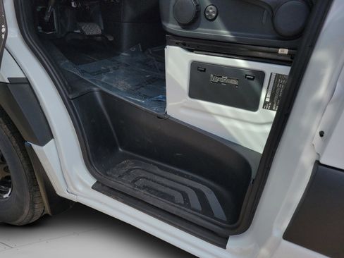 Used 2025 Mercedes-Benz Sprinter 2500 image 20