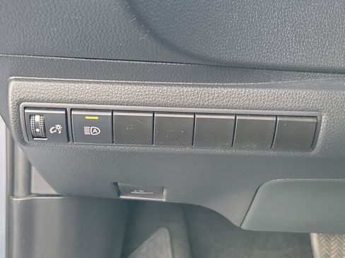 Certified 2023 Toyota Corolla SE FWD image 21
