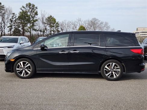 Used 2018 Honda Odyssey Elite image 7